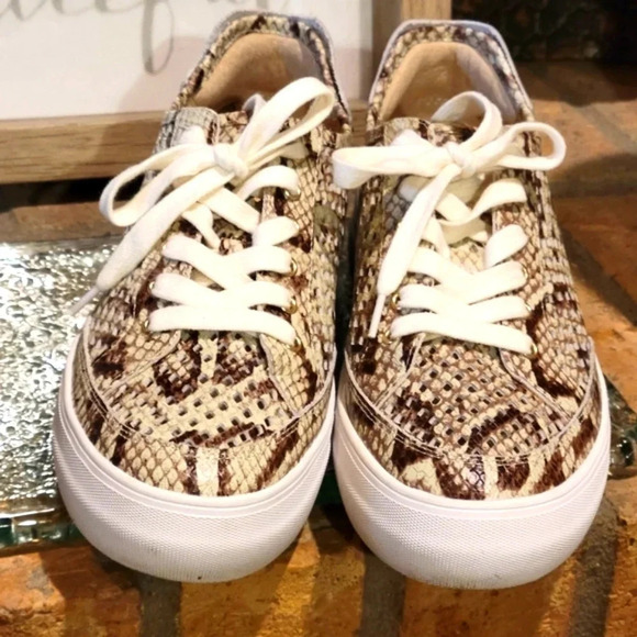 Vince Camuto Karshey Lace-up Platform Multi Snake Sneakers Wmns 7.5 - Picture 3 of 13